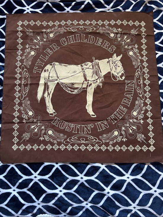 tyler childers Other - Brown Bandana - Rustin' In The Rain